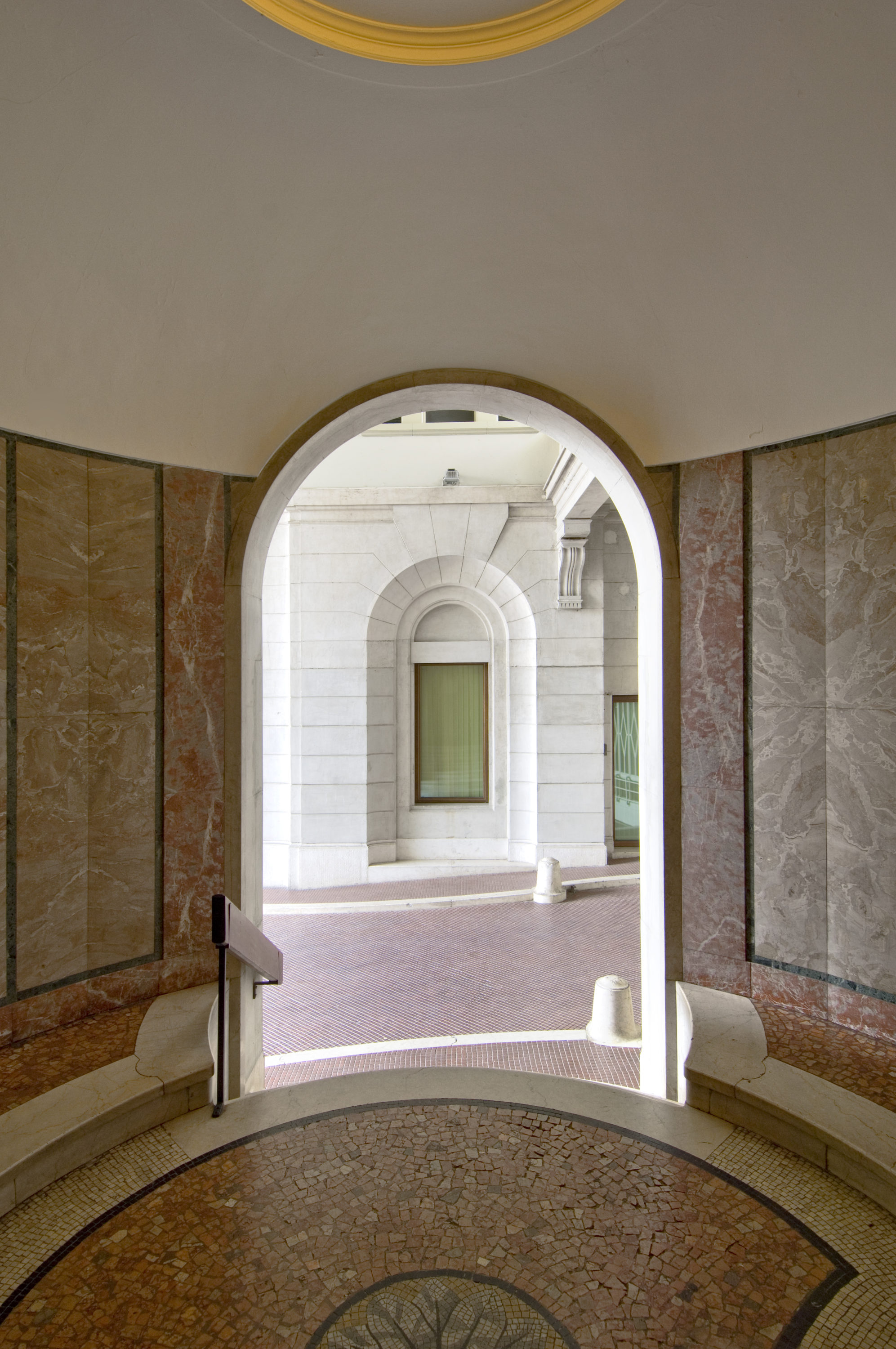 Foto di Architetto Egidio Dabbeni, palazzo Bertolotti Fiat