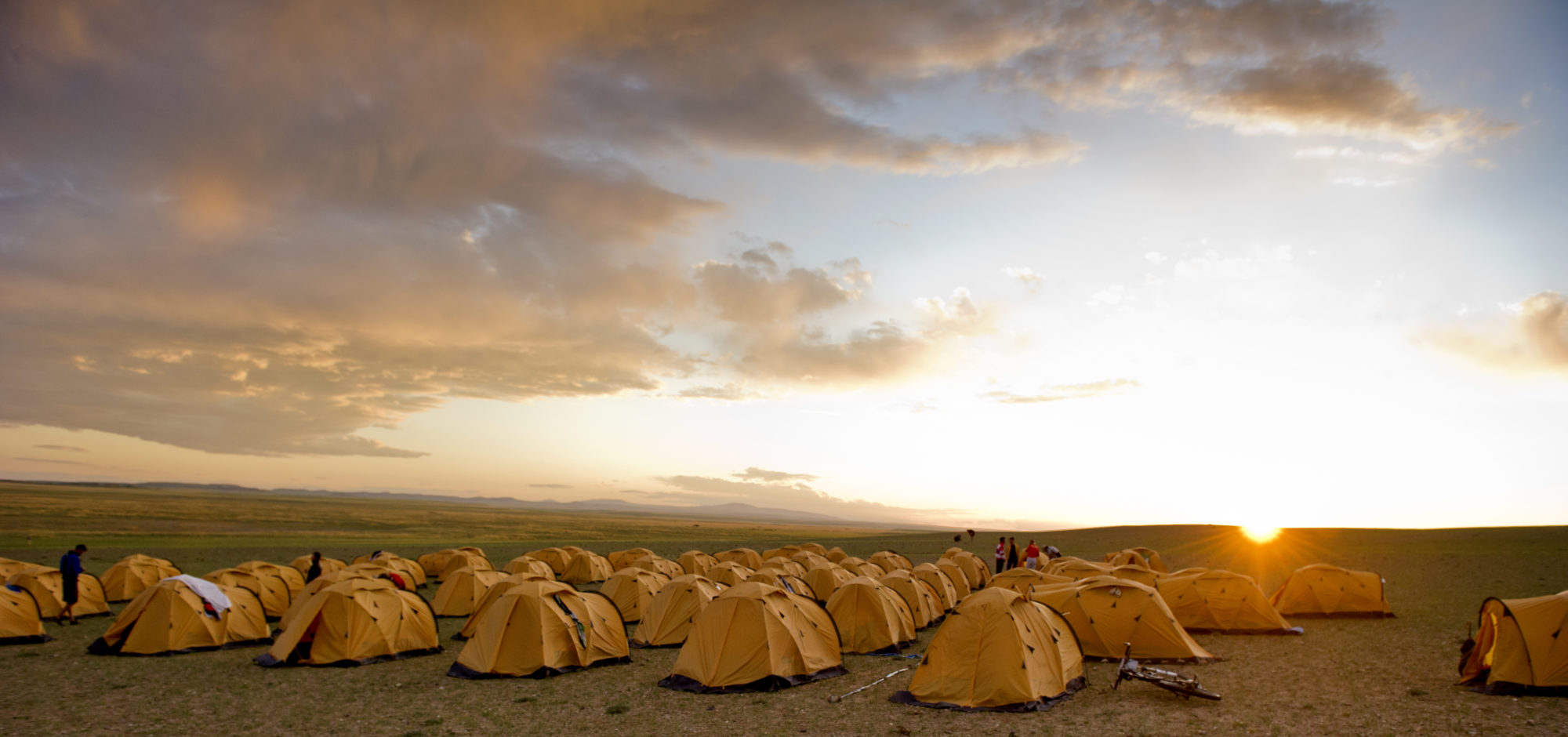 Foto di Tende dei partecipanti alla Mongolia Bike Challange