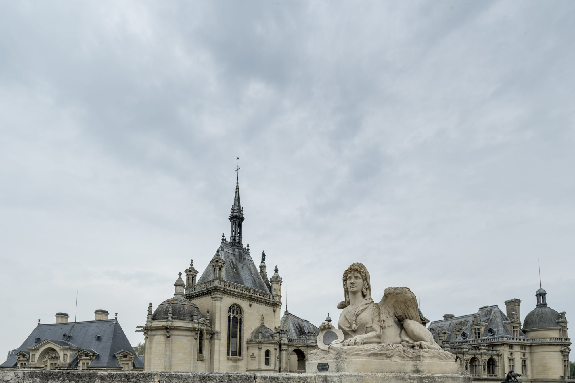 Foto di Statua di Chimera all’ingresso del Castello di Chantilly