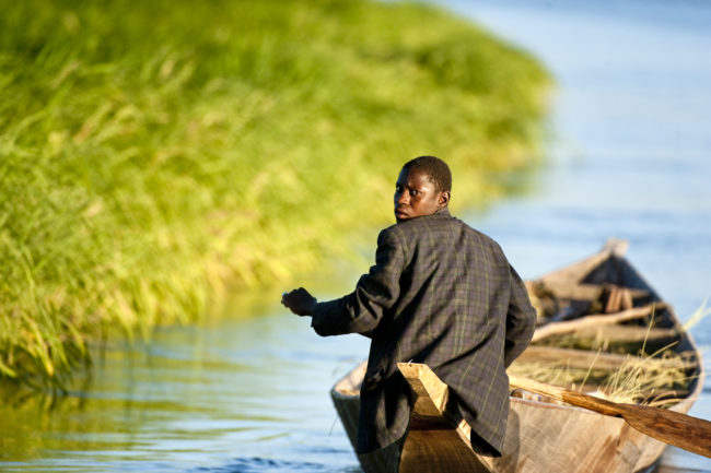 Un'imbarcazione sul fiume Niger