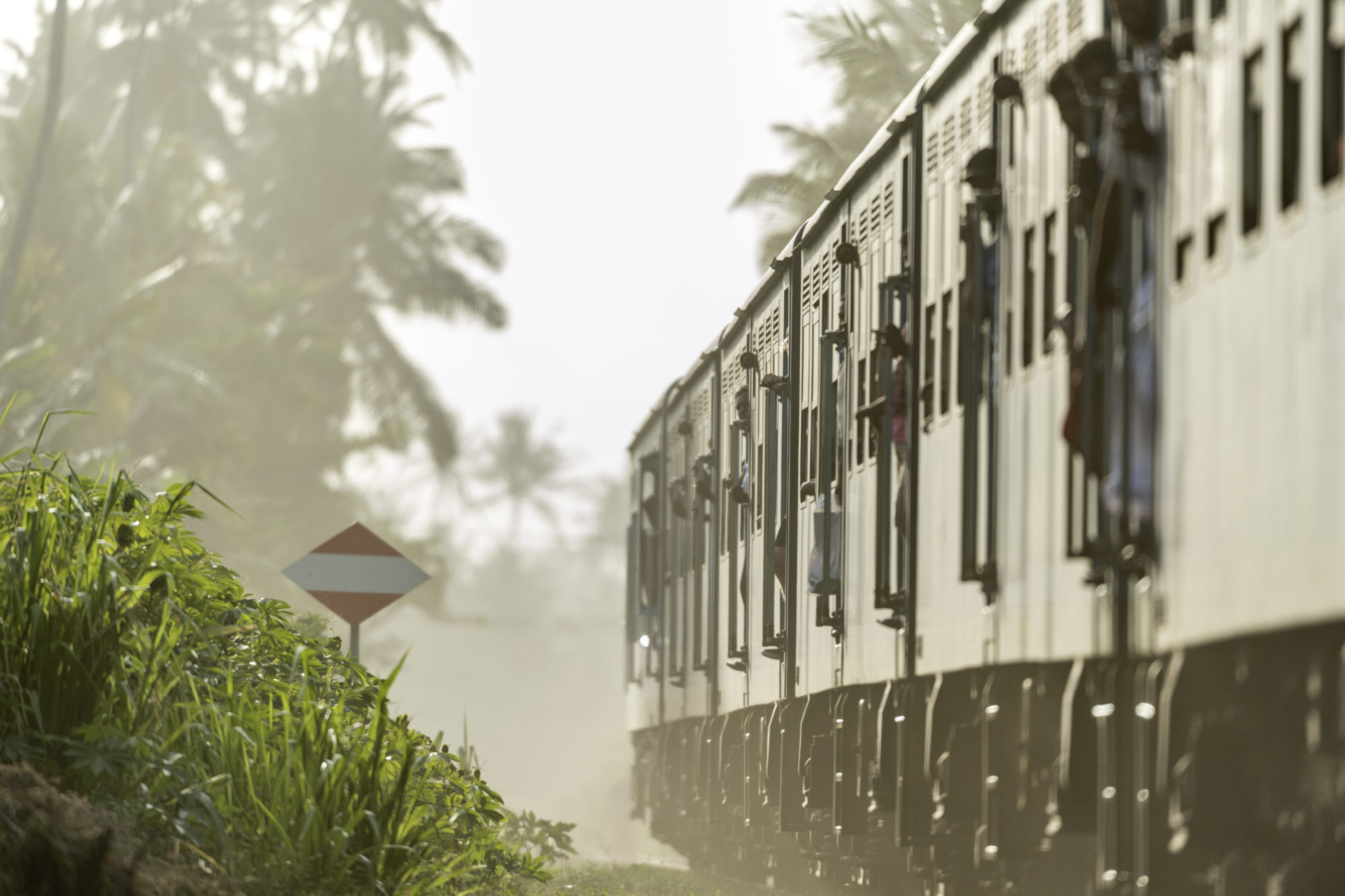 Foto di Treno nei pressi di Colombo